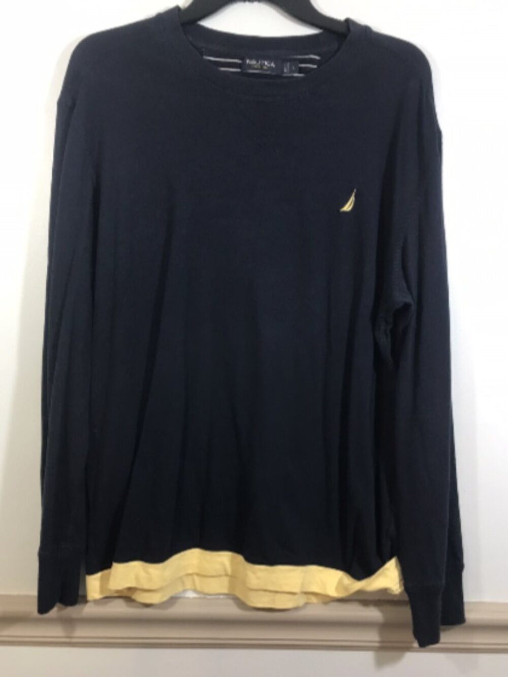 Nautica Men’s Navy Blue & Yellow Long Sleeve Tee Shirt Size Large 100% Cotton